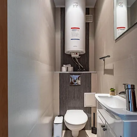 アパート Luxury 2 Bedroom With Sea View ヴァルナ