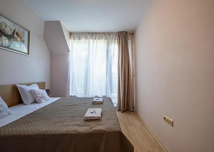 Апартаменты Luxury 2 Bedroom With Sea View