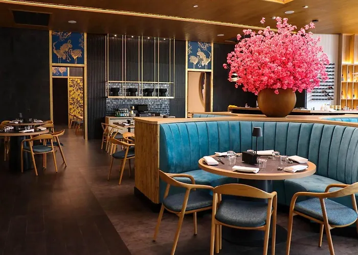 شقة Luxury 2 Bedroom With Sea View فارنا