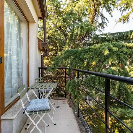 Апартаменти Luxury 2 Bedroom With Sea View *