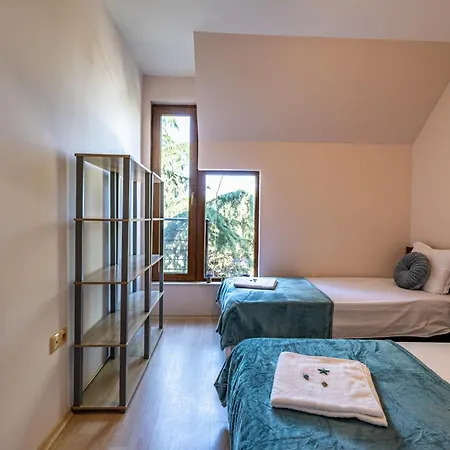 Luxury 2 Bedroom With Sea View Apartmán *