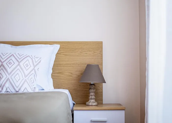 Luxury 2 Bedroom With Sea View *